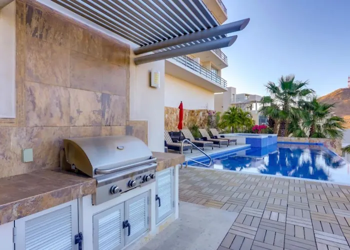 Ocean View, 2 Infinity Pools, Pedregal, Walkable Сasa de vacaciones
